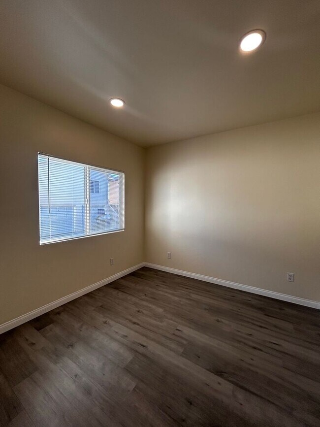 Building Photo - Bradshawe