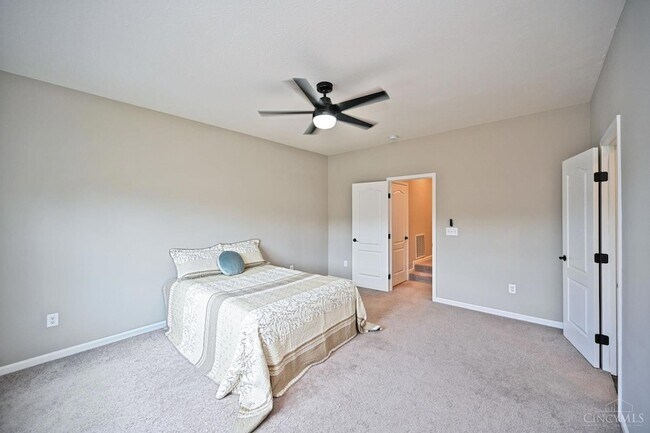 Building Photo - 1538 Summerview Ln
