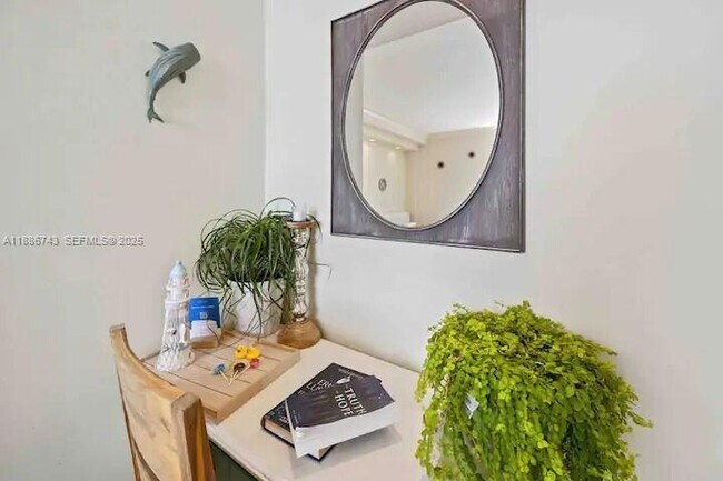 Building Photo - 3901 S Ocean Dr