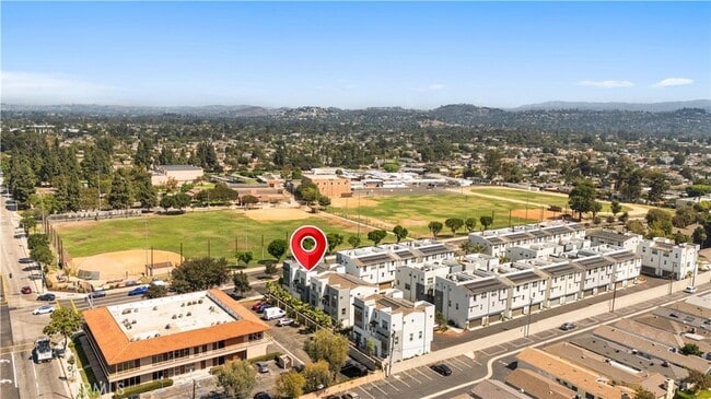 Building Photo - 119 Jessup Wy