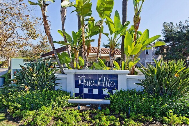 Building Photo - 10722 Sabre Hill Dr