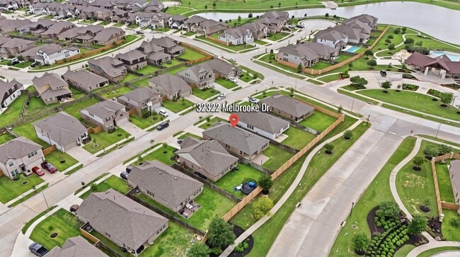 Building Photo - 32322 Melbrooke Dr