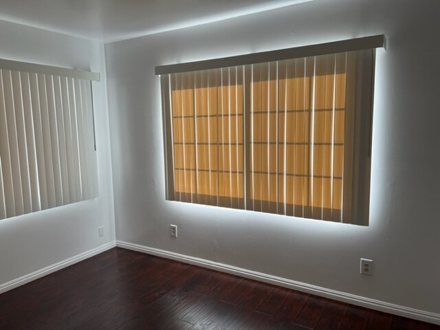 Building Photo - 1607 N Wilton Plz
