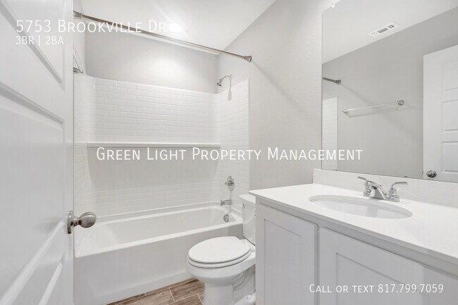 Building Photo - 5753 Brookville Dr