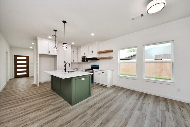 Building Photo - 226 Glencairn Ct
