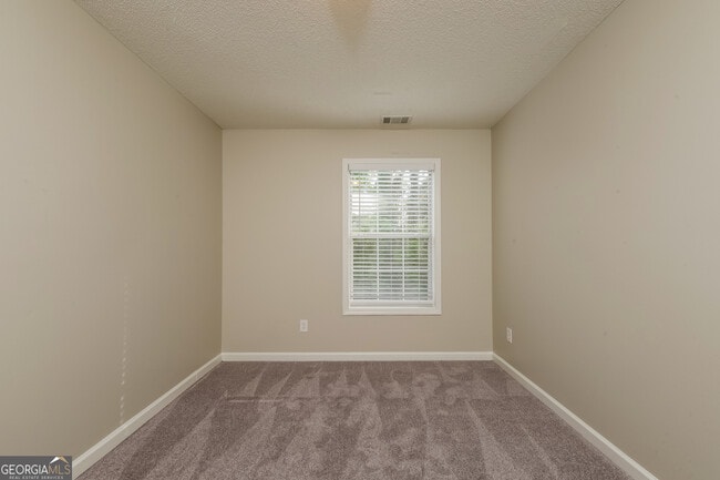 Building Photo - 3667 Sapphire Ct