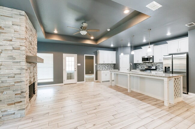 Building Photo - Beautiful home with a Media Room!