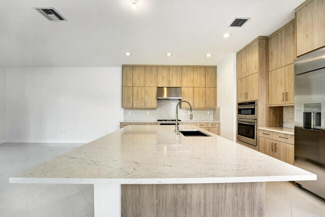 Building Photo - 9099 Silver Marsh Ln