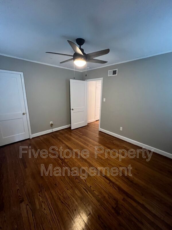 Building Photo - 144 Northwood Dr