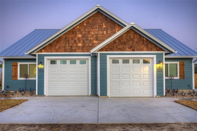 Building Photo - 108 Little Ranches Rd