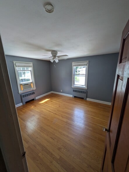 Bedroom 2 - 33 Englewood Ave
