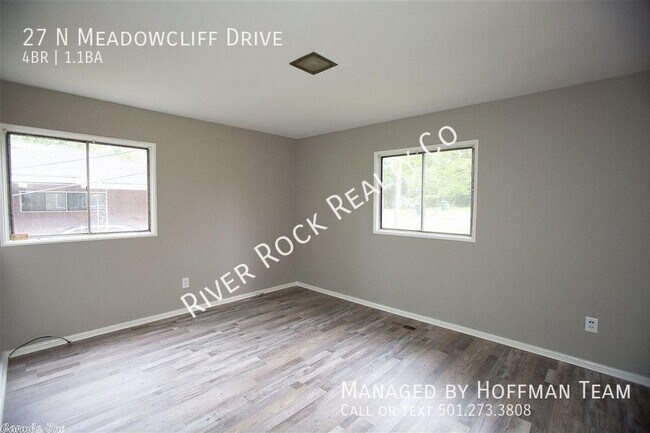 Building Photo - 27 N Meadowcliff Dr