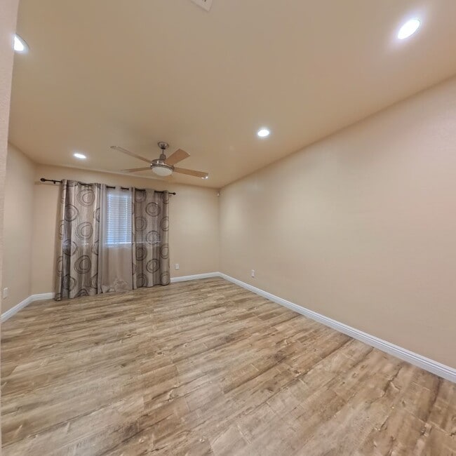 Building Photo - Highly Upgraded, Surround Speakers, Recessed Lightning, Stainless Steel Appliances, Customer Kitc...