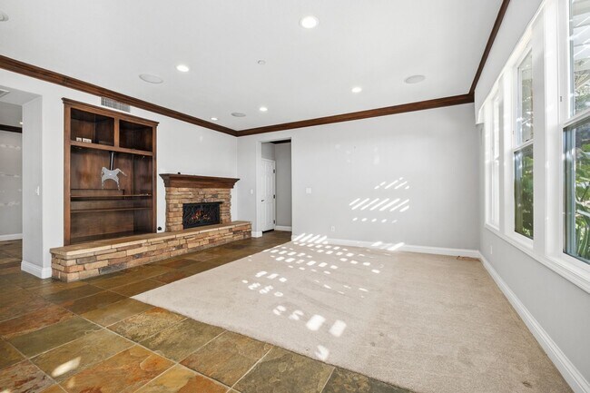 Building Photo - Stunning 5-Bedroom Pool Home in Talega – Luxury Living in San Clemente