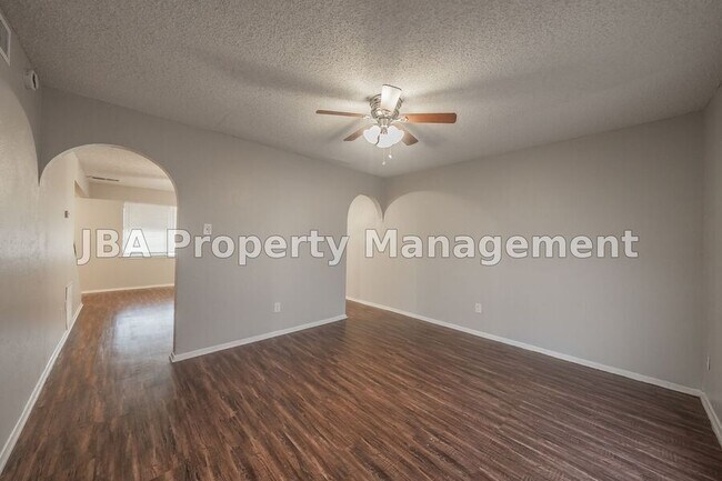 Building Photo - 1770 Farleigh Ct