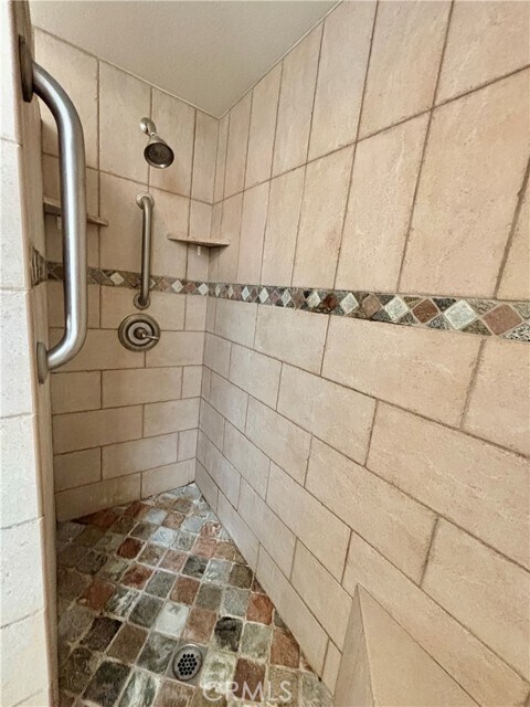 Building Photo - 502 Avenida Sevilla