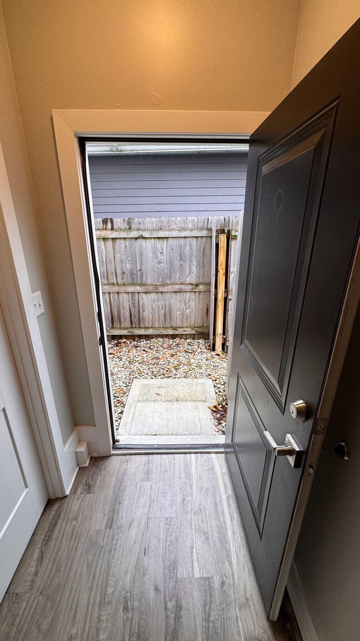 Building Photo - 2334 N Delaware St