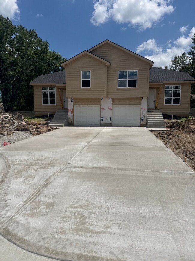 Building Photo - 7413 Englewood Ln