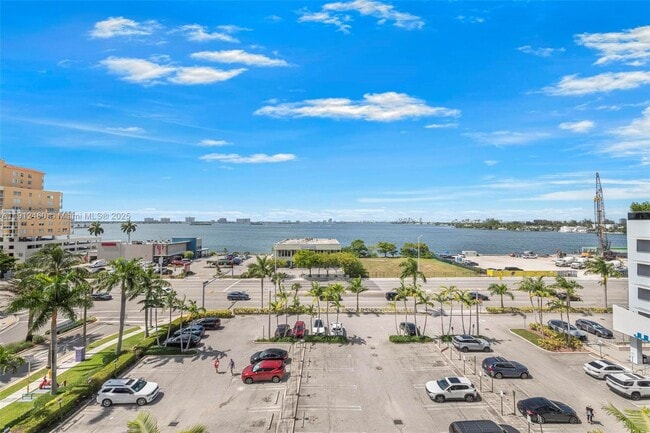 Building Photo - 7901 Hispanola Ave