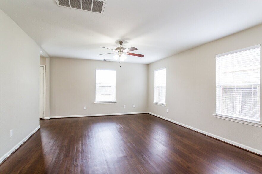 Building Photo - 12519 Thistle Creek Ct