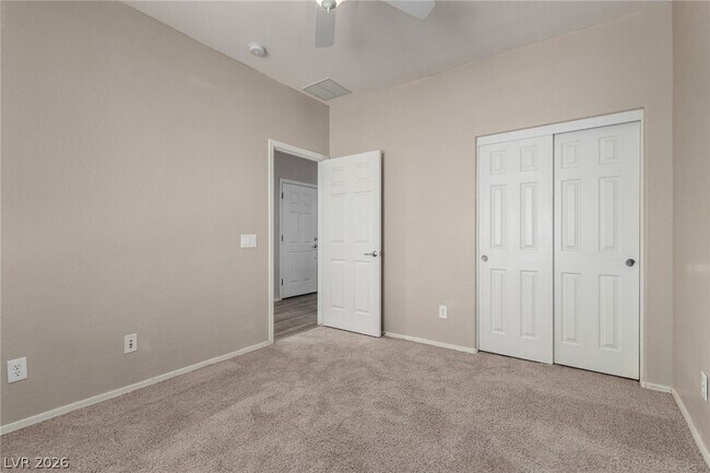 Building Photo - 6092 Fox Creek Ave