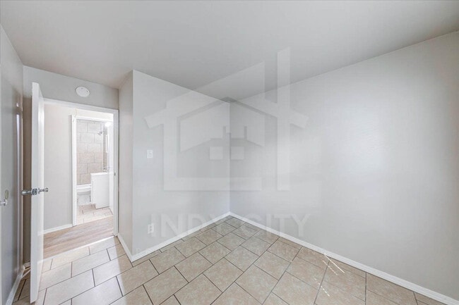 Building Photo - 3224 Welch Dr