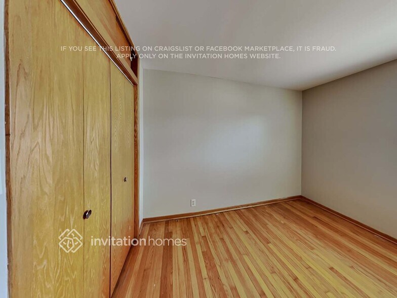 Building Photo - 8741 Sproat Ave