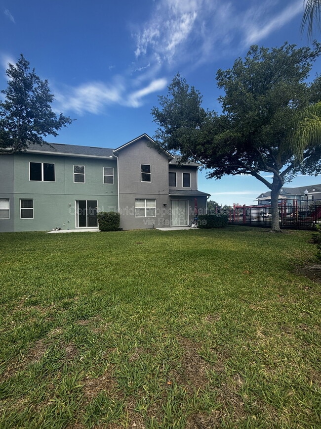 Building Photo - 10036 Moorshire Cir