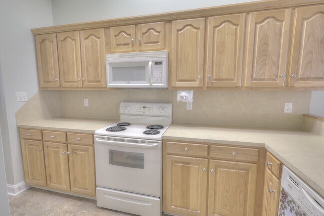 Building Photo - 6260 Alyssum Pl