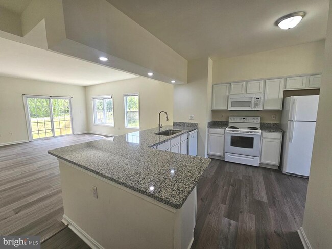 Building Photo - 124 Bay Hill Ln