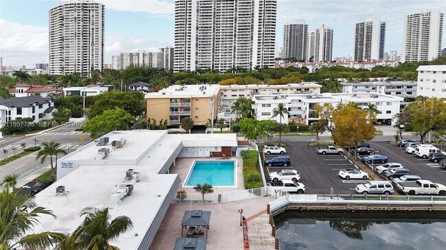 Building Photo - 3600 NE 170th St