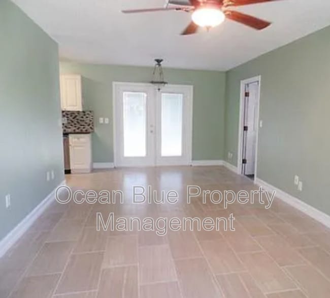 Building Photo - 9264 91st St N