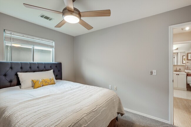 Building Photo - 5615 Steven Creek Way