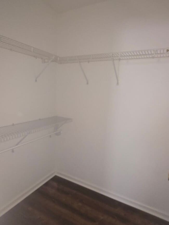 Building Photo - End Unit Townhouse in Brennan Estates- 2 B...