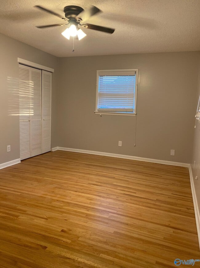 Building Photo - 4411 McClain Ln NW