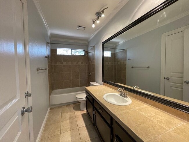 Building Photo - 11470 Bristle Oak Trail