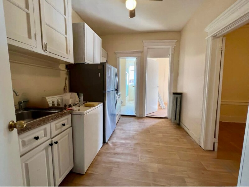 Building Photo - 1624 Pitkin Ave