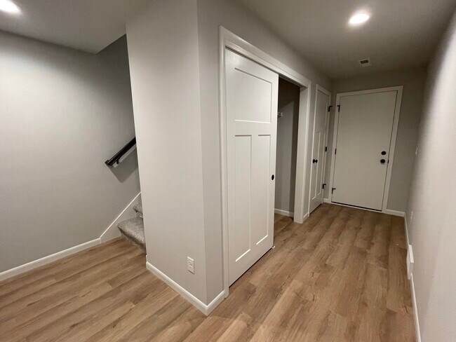 Building Photo - 2125 Spring Dreams Ln