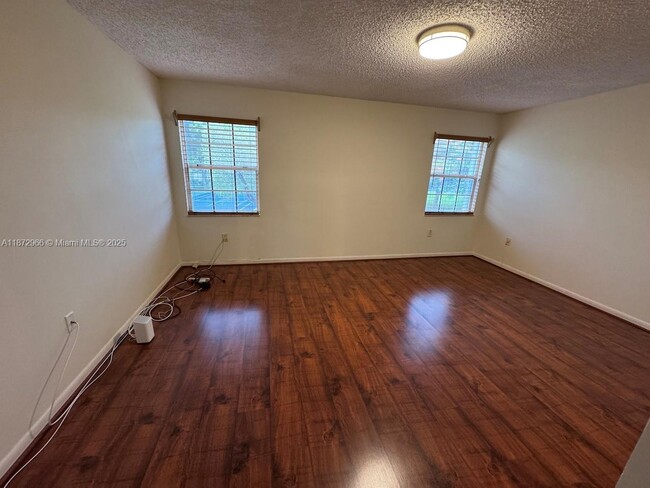 Building Photo - 11715 SW 113th Terrace