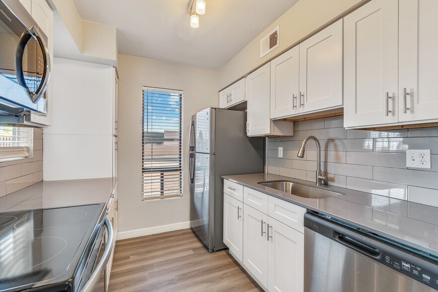 Tides on Cave Creek 12810 N Cave Creek Rd Phoenix AZ 85022