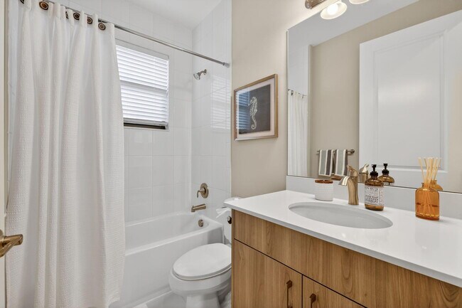 Building Photo - 12447 SW Blue Mangrove Pkwy