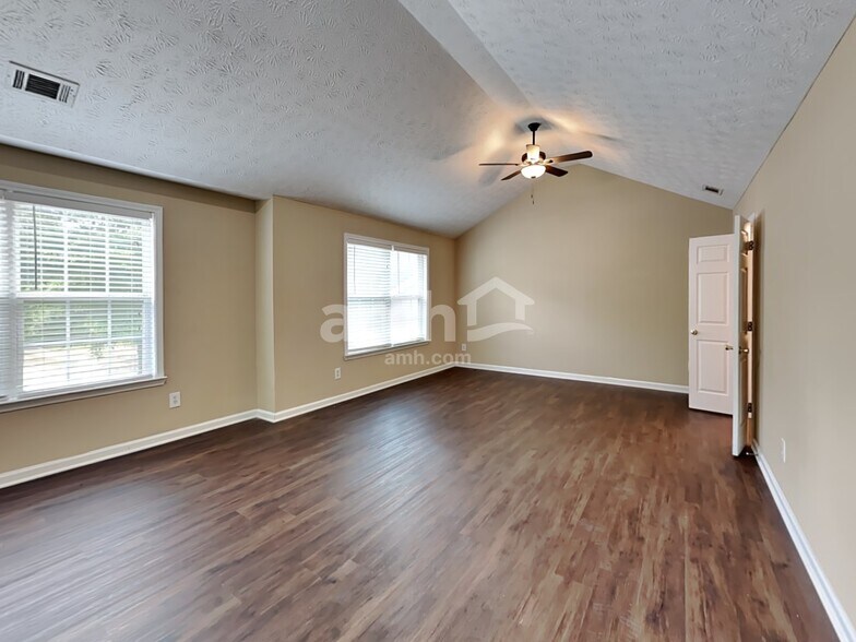 Building Photo - 1533 Virgil Pond Ln