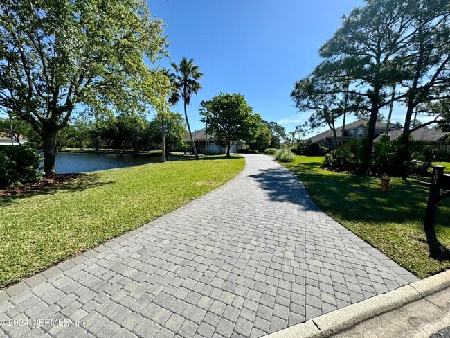 Building Photo - 163 Herons Nest Ln