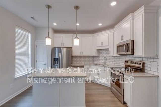 Building Photo - 2079 Tollgate Blvd