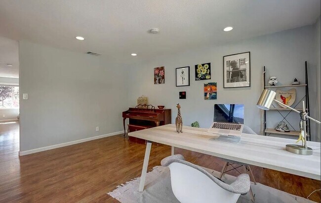 Building Photo - SAN JOSE- Beautifully maintained home with a spacious backyard.