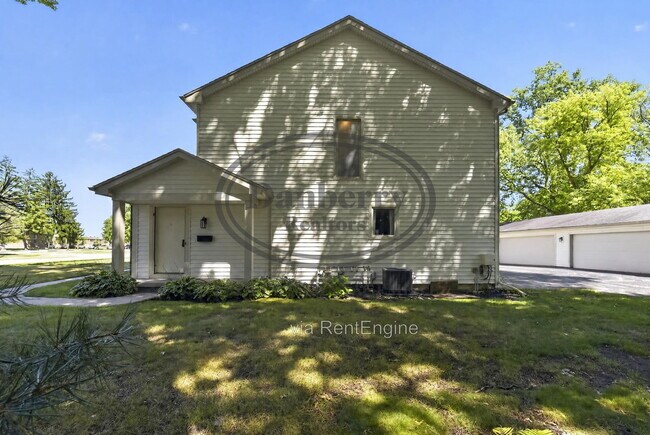 Building Photo - 5409 Westcastle Dr