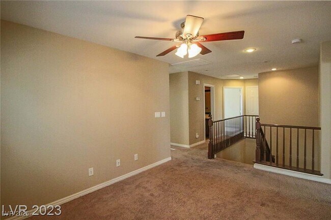 Primary Photo - 3384 Jasmine Vine Ct