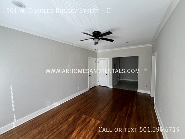 Building Photo - 901 W Charles Bussey Ave