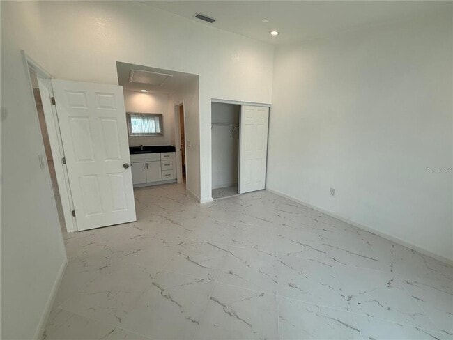 Building Photo - 1805 Orange Blvd Way
