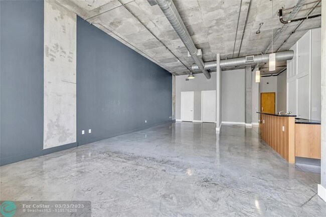 Building Photo - 434 NW 1st Ave